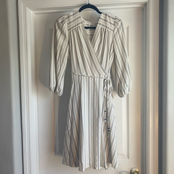 Calvin Klein White & Gray Stripped Dress, NEW WITH TAG - Picture 1 of 8